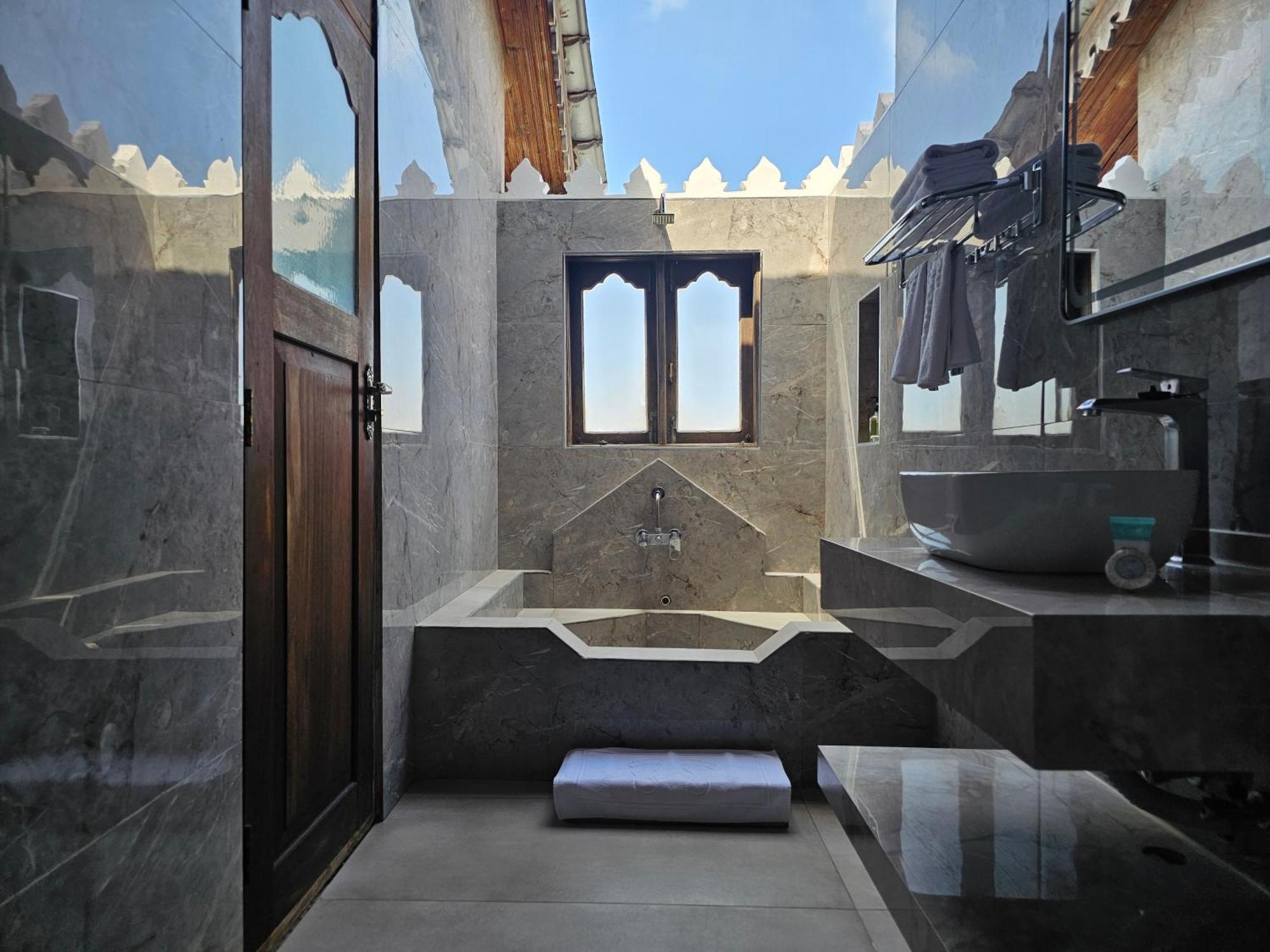 Dhow Palace Hotel Zanzibar Екстериор снимка